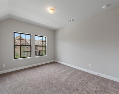 4724 Ladrillo Lane - Photo Thumbnail 14