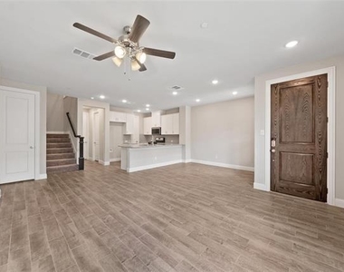 4724 Ladrillo Lane - Photo Thumbnail 3