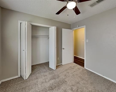 6509 Westridge Drive - Photo Thumbnail 13