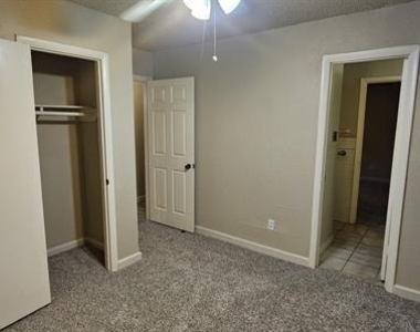 1824 Holly Oak Street - Photo Thumbnail 13