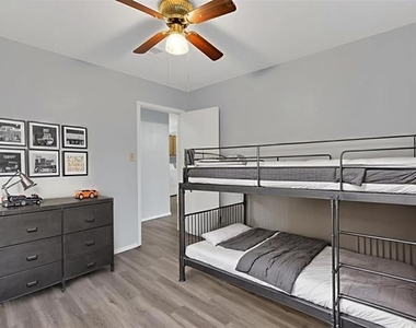 7357 Channel View Drive - Photo Thumbnail 21