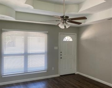3522 Tioga Street - Photo Thumbnail 2