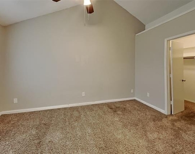 415 Lemon Drive - Photo Thumbnail 6
