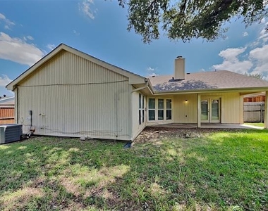 415 Lemon Drive - Photo Thumbnail 16