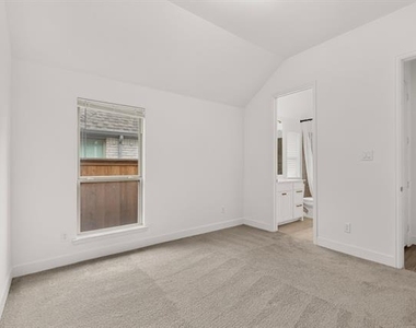 2933 Eccleston Street - Photo Thumbnail 24
