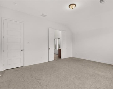 2933 Eccleston Street - Photo Thumbnail 19