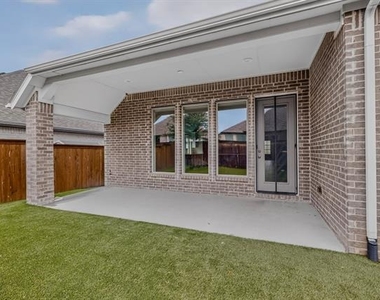 2933 Eccleston Street - Photo Thumbnail 38