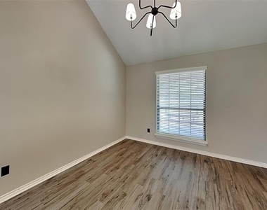 4161 Heartstone Drive - Photo Thumbnail 5