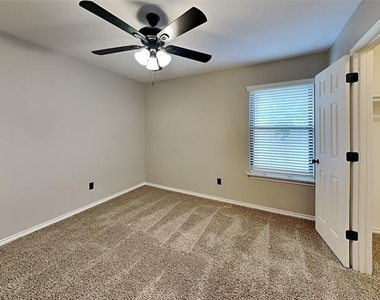 4161 Heartstone Drive - Photo Thumbnail 12