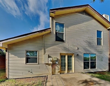 1716 Stoneway Drive - Photo Thumbnail 16