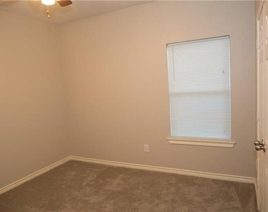 2410 South Forest Hill - Photo Thumbnail 7