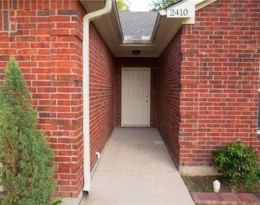 2410 South Forest Hill - Photo Thumbnail 2