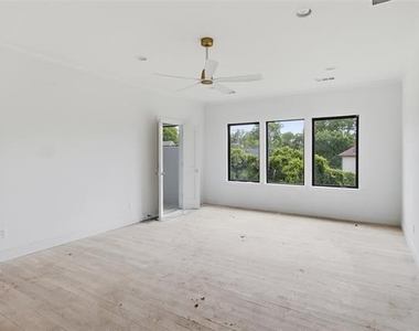 3513 Westminster Avenue - Photo Thumbnail 6