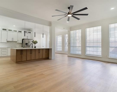 7524 Aberdon Road - Photo Thumbnail 11