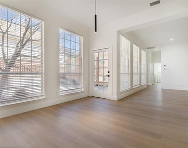 7524 Aberdon Road - Photo Thumbnail 14