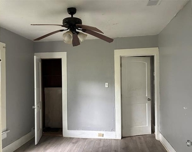 1435 Natalie Street - Photo Thumbnail 11