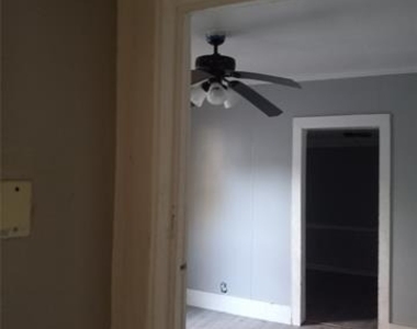 1435 Natalie Street - Photo Thumbnail 5
