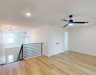 4416 Fatima Drive - Photo Thumbnail 16