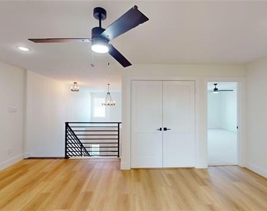 4416 Fatima Drive - Photo Thumbnail 17