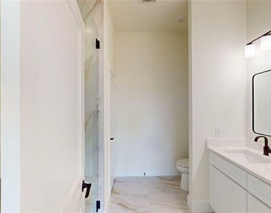 4416 Fatima Drive - Photo Thumbnail 13