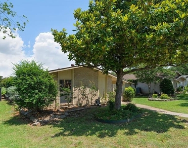 3020 Ravine Trail - Photo Thumbnail 1