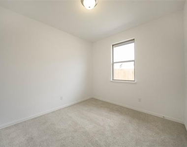 503 Virginia Way - Photo Thumbnail 22