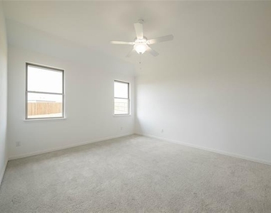 503 Virginia Way - Photo Thumbnail 15