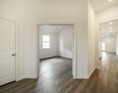 503 Virginia Way - Photo Thumbnail 1