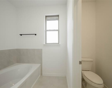 503 Virginia Way - Photo Thumbnail 27
