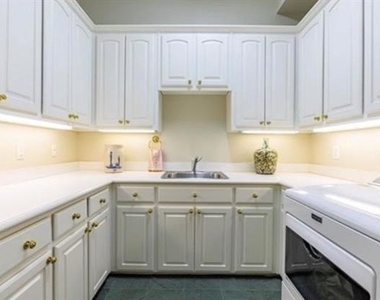 7985 Caruth Court - Photo Thumbnail 11
