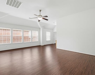 11703 Stephenville Drive - Photo Thumbnail 23