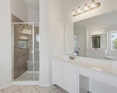 11703 Stephenville Drive - Photo Thumbnail 17