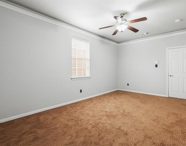 11703 Stephenville Drive - Photo Thumbnail 18