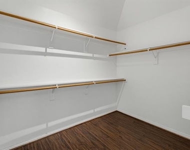 11703 Stephenville Drive - Photo Thumbnail 22