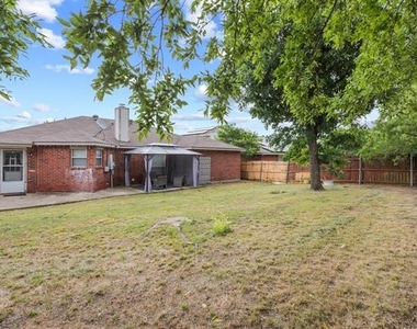 6720 Elk Trail - Photo Thumbnail 23