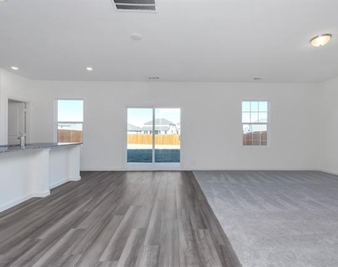 1632 Escondido Drive - Photo Thumbnail 5
