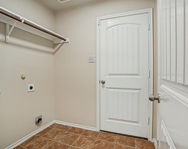 1127 Roman Drive - Photo Thumbnail 21