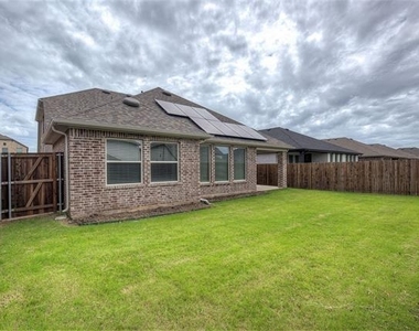 1817 Arbor Drive - Photo Thumbnail 32