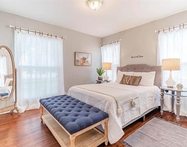 1201 W Alan Avenue - Photo Thumbnail 12