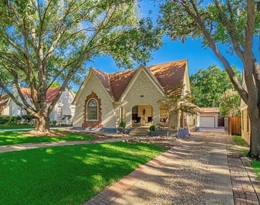 915 Stewart - Photo Thumbnail 3