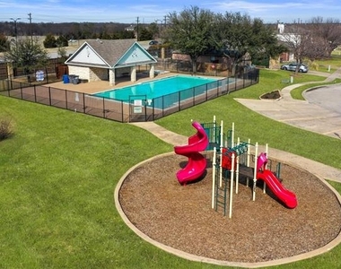 2201 Tailburton Court - Photo Thumbnail 21