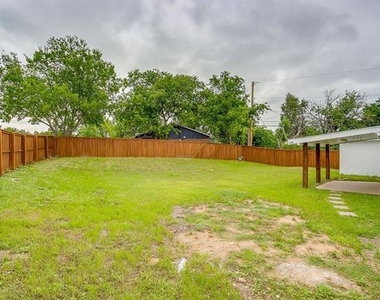 220 Rolling Hills Drive - Photo Thumbnail 38