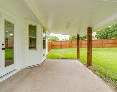 220 Rolling Hills Drive - Photo Thumbnail 35