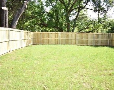 1216 W Nelson Street - Photo Thumbnail 18