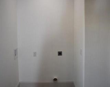 1216 W Nelson Street - Photo Thumbnail 17