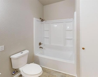 2209 Wellington Street - Photo Thumbnail 8