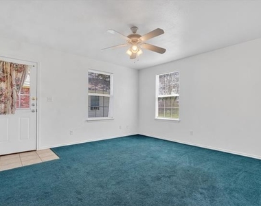 509 W Cedar Street - Photo Thumbnail 10