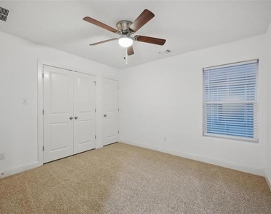 607 E Carter Street - Photo Thumbnail 12