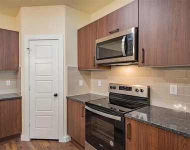 645 Wheatfield Drive - Photo Thumbnail 1