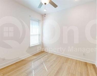2950 Frederick Drive - Photo Thumbnail 15